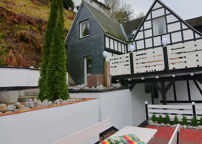 In Der Naehe Des Skigebietes Schmallenberg